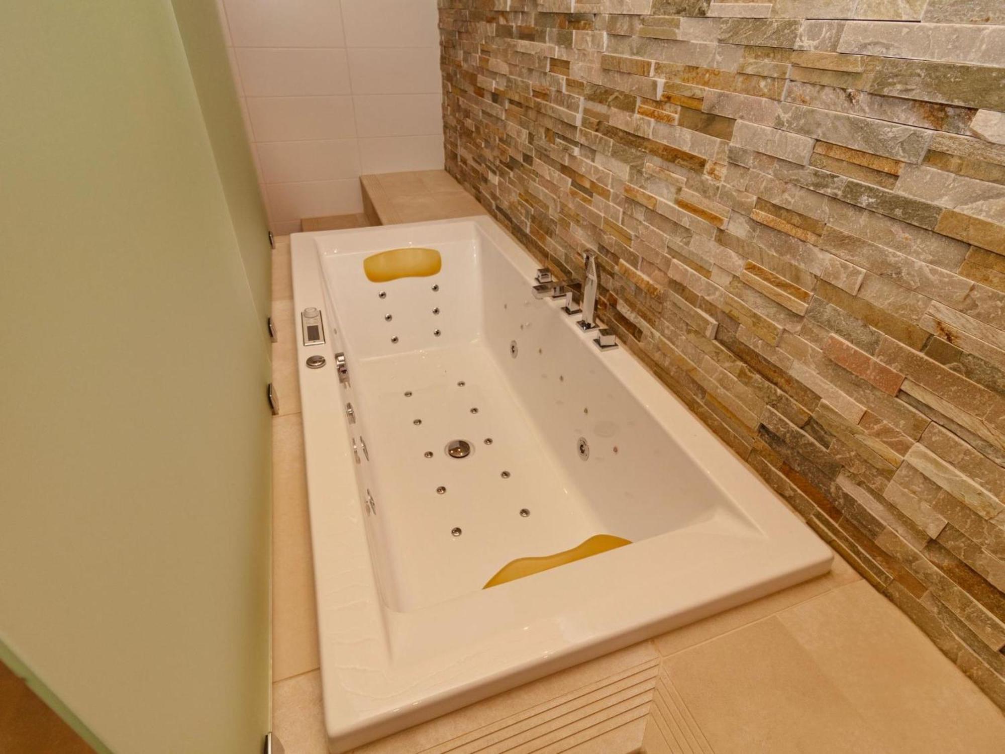 Holiday Home Holy Lake Chalet A By Interhome クーサモ エクステリア 写真